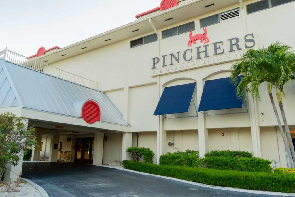 Pinchers Fort Myers Happy Hour: Unwind with Great Deals!